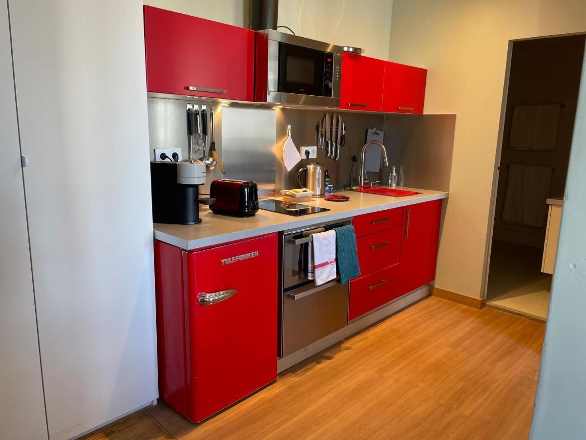 Appartement Mignon Calme Douillet Ascenseur Clim Etage Eleve Proche Parking Et Toutes Commodites Au Coeur Du Toulon Historique Kültér fotó