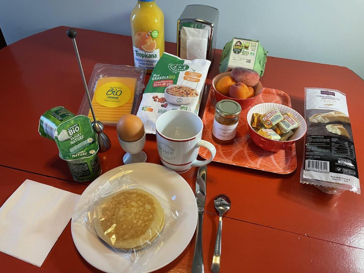 Appartement Mignon Calme Douillet Ascenseur Clim Etage Eleve Proche Parking Et Toutes Commodites Au Coeur Du Toulon Historique Kültér fotó
