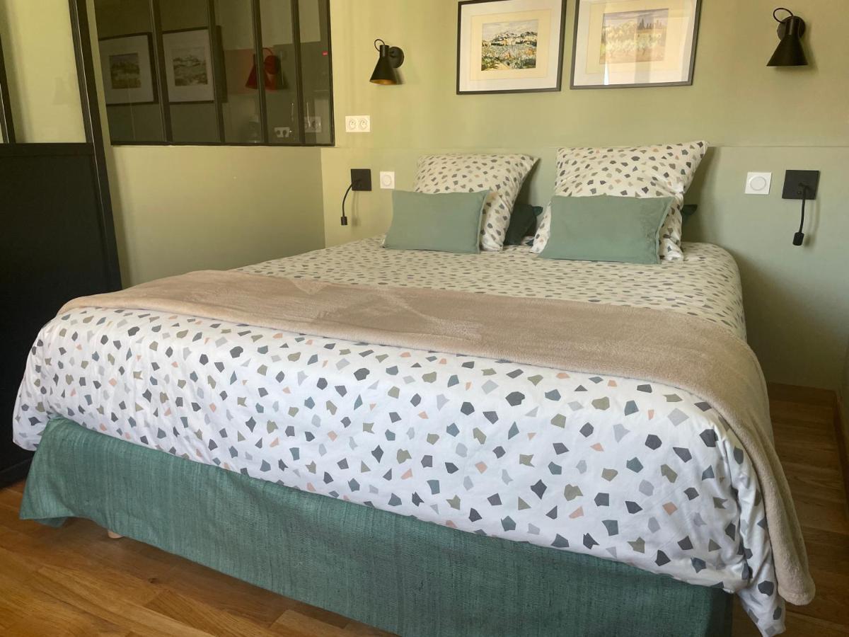 Appartement Mignon Calme Douillet Ascenseur Clim Etage Eleve Proche Parking Et Toutes Commodites Au Coeur Du Toulon Historique Kültér fotó